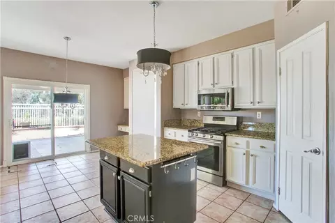 Kitchen - 41800 Corte Valentine, Temecula, CA 92592 photo 2 of 4