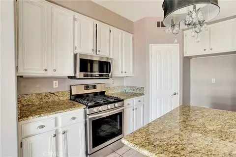Kitchen - 41800 Corte Valentine, Temecula, CA 92592 photo 4 of 4