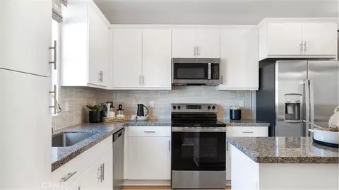 1255 Galaxy Way, Rialto, CA 92376 photo 2