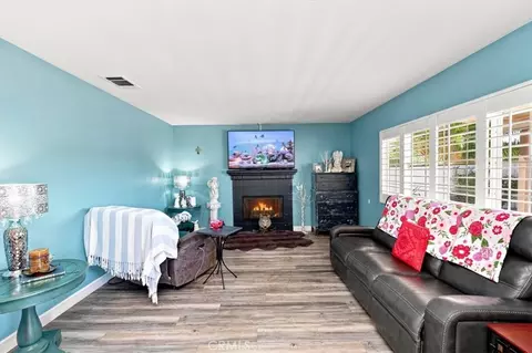 Living - 42145 Delmonte, Temecula, CA 92591 photo 4 of 6