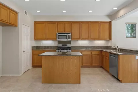 Kitchen - 28905 Boothbay, Temecula, CA 92591 photo 1 of 3