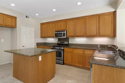 Kitchen - 28905 Boothbay, Temecula, CA 92591 photo 2 of 3