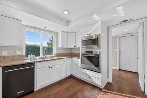 Kitchen - 29620 Monte Verde, Temecula, CA 92591 photo 3 of 3