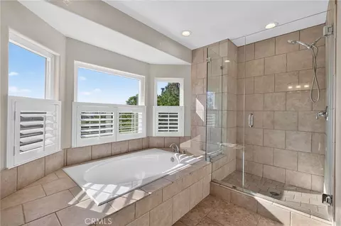 Bath - 29620 Monte Verde, Temecula, CA 92591 photo 5 of 6