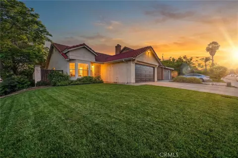 24593 New Hvn, Murrieta, CA 92562