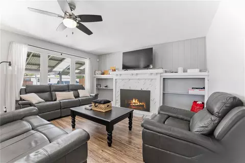 505 E Mayberry Ave, Hemet, CA 92543