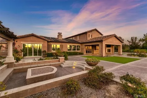 Exterior - 41987 Arbor Gln, Temecula, CA 92592 photo 13 of 21