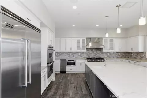 Kitchen - 41987 Arbor Gln, Temecula, CA 92592 photo 3 of 4