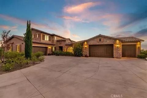 Exterior - 41987 Arbor Gln, Temecula, CA 92592 photo 4 of 21