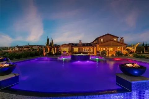 Exterior - 41987 Arbor Gln, Temecula, CA 92592 photo 3 of 21