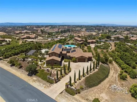 View/Area - 41987 Arbor Gln, Temecula, CA 92592 photo 1 of 7