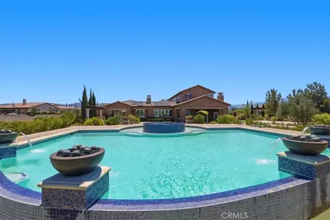 Exterior - 41987 Arbor Gln, Temecula, CA 92592 photo 15 of 21