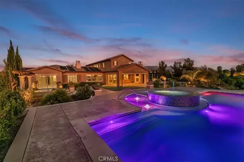 Exterior - 41987 Arbor Gln, Temecula, CA 92592 photo 5 of 21