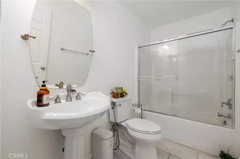Bath - 44839 Mumm, Temecula, CA 92592 photo 1 of 4