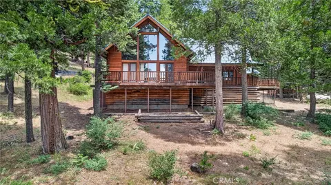 2500 Round Valley Rd, Greenville, CA 95947