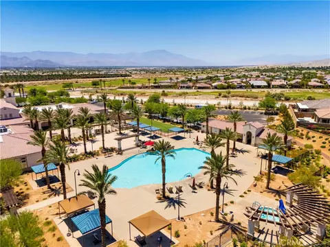 View/Area - 84902 Corso Ct, Indio, CA 92203 photo 11 of 12