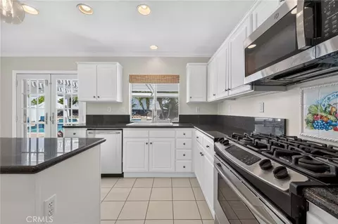 32222 Corte Gardano, Temecula, CA 92592 photo 26