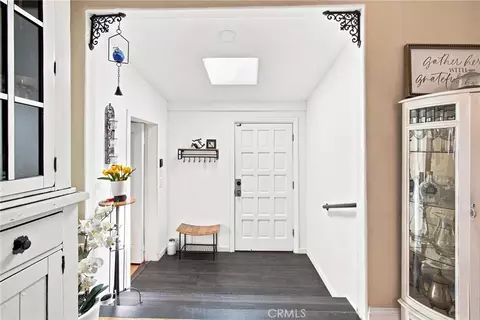Entry Way - 3151 Pepper Tree, San Bernardino, CA 92404 photo 2 of 4