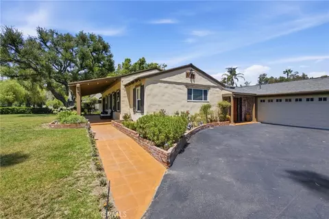Exterior - 3151 Pepper Tree, San Bernardino, CA 92404 photo 14 of 23