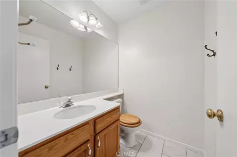 Bath - 31865 Corte Pollensa, Temecula, CA 92592 photo 1 of 3