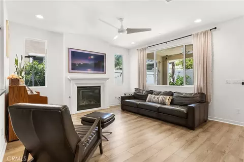 Living - 39260 Deergrass Dr, Temecula, CA 92591 photo 1 of 2