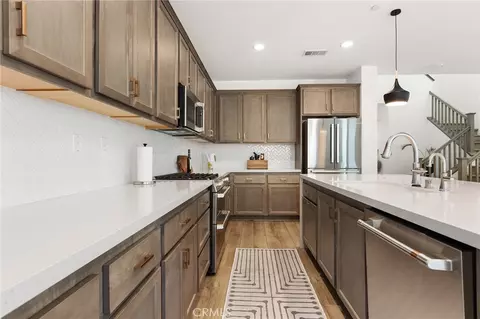 Kitchen - 39260 Deergrass Dr, Temecula, CA 92591 photo 4 of 5