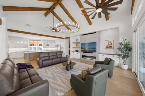Living - 41799 Calle Contento, Temecula, CA 92592 photo 3 of 3