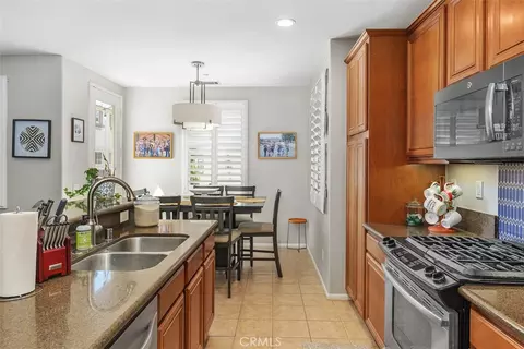 Kitchen - 31156 Lavender Ct #44, Temecula, CA 92592 photo 6 of 6