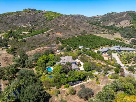View/Area - 45165 Oak Manor Ct, Temecula, CA 92590 photo 6 of 6