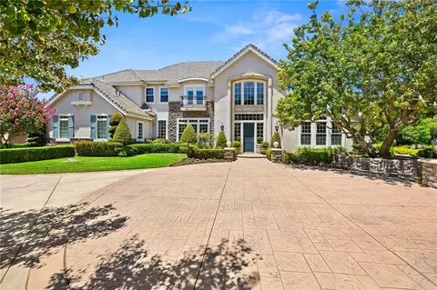 Exterior - 45165 Oak Manor Ct, Temecula, CA 92590 photo 1 of 13