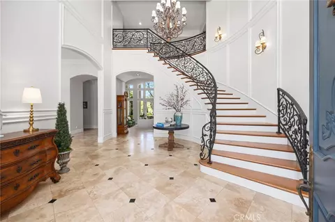 Entry Way - 45165 Oak Manor Ct, Temecula, CA 92590 photo 1 of 6