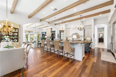 Kitchen - 45165 Oak Manor Ct, Temecula, CA 92590 photo 4 of 10
