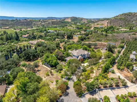 View/Area - 45165 Oak Manor Ct, Temecula, CA 92590 photo 5 of 6