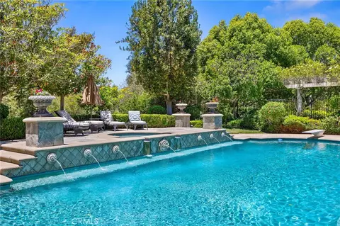 Exterior - 45165 Oak Manor Ct, Temecula, CA 92590 photo 11 of 13