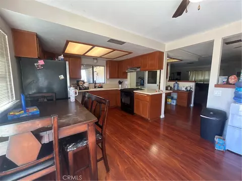 Kitchen - 37111 Torres, Barstow, CA 92311 photo 1 of 2