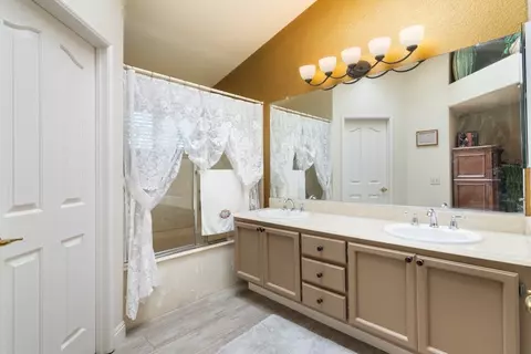 Bath - 30014 Milano, Temecula, CA 92591 photo 2 of 3
