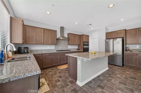 Kitchen - 25167 Desert Sage, Menifee, CA 92586 photo 1 of 4