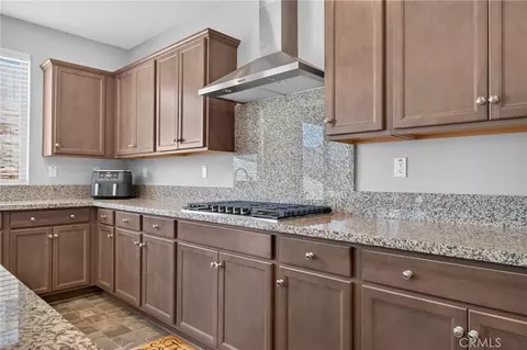 Kitchen - 25167 Desert Sage, Menifee, CA 92586 photo 4 of 4