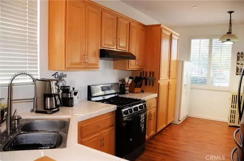 Kitchen - 5526 Mountain Vw, Riverside, CA 92504 photo 2 of 3
