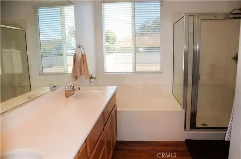 Bath - 5526 Mountain Vw, Riverside, CA 92504 photo 1 of 4
