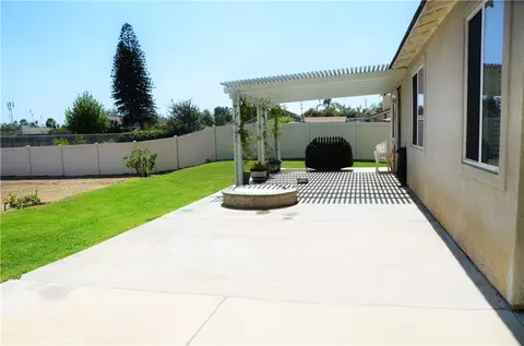Exterior - 5526 Mountain Vw, Riverside, CA 92504 photo 3 of 8