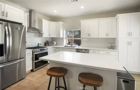Kitchen - 1316 Alabaster, Hemet, CA 92545 photo 2 of 3