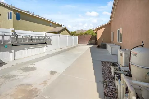 Exterior - 1316 Alabaster, Hemet, CA 92545 photo 10 of 17