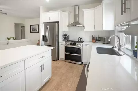 Kitchen - 1316 Alabaster, Hemet, CA 92545 photo 3 of 3
