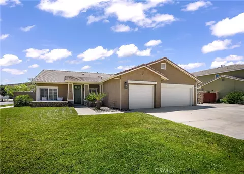 Exterior - 1316 Alabaster, Hemet, CA 92545 photo 14 of 17