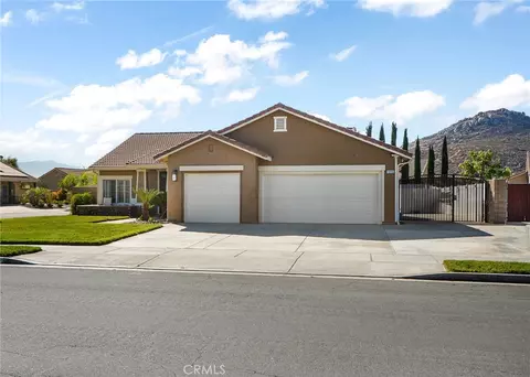 Exterior - 1316 Alabaster, Hemet, CA 92545 photo 16 of 17