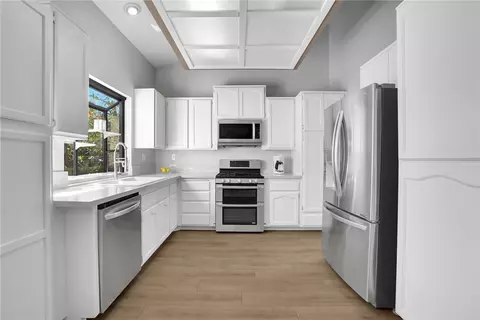 Kitchen - 5911 Rio Valle, Bonsall, CA 92003 photo 3 of 3