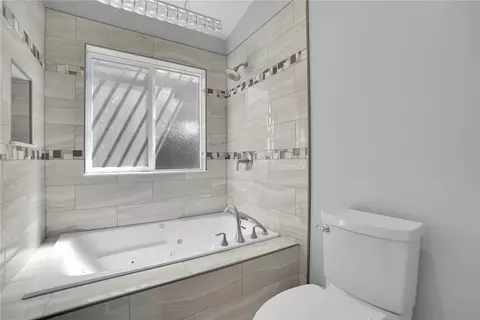 Bath - 5911 Rio Valle, Bonsall, CA 92003 photo 2 of 3
