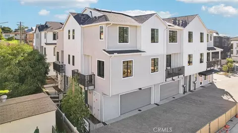 2346 Red Coral Gln, Escondido, CA 92025