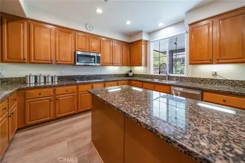 Kitchen - 45550 Seagull, Temecula, CA 92592 photo 3 of 4